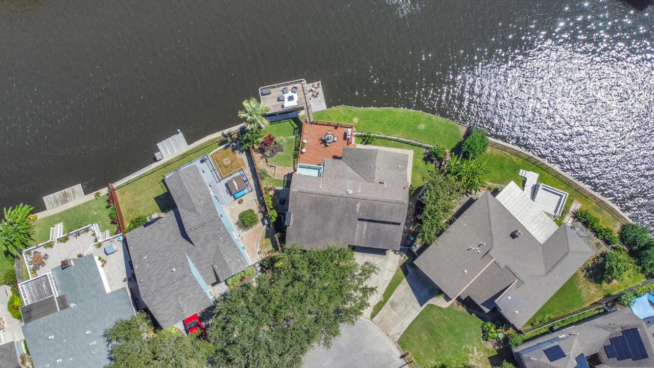 Beauty On The Water! Lake House Near The Beaches! Galveston Buitenkant foto