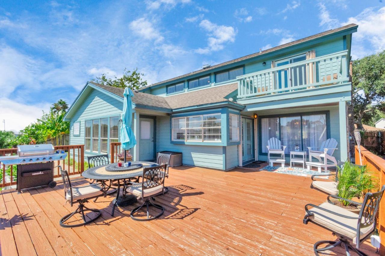 Beauty On The Water! Lake House Near The Beaches! Galveston Buitenkant foto